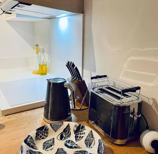 Les Voiles Blanches T2 Luxe à 100m De La * Leucate